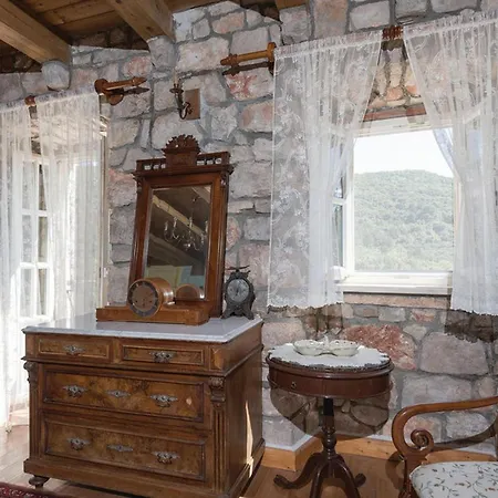 Veli Vrh Casa de Férias Gornja Vrucica